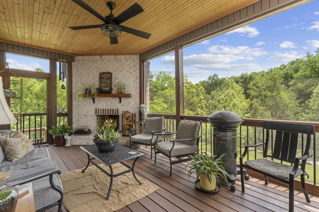 302 Cedar Hollow Ct, Lebanon, TN 37087