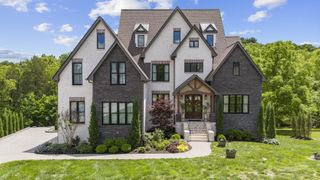 302 Cedar Hollow Ct, Lebanon, TN 37087