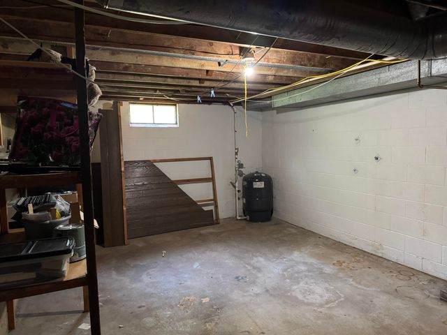 55105 Country Club Road, South Bend, IN 46628