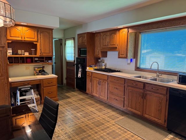 55105 Country Club Road, South Bend, IN 46628