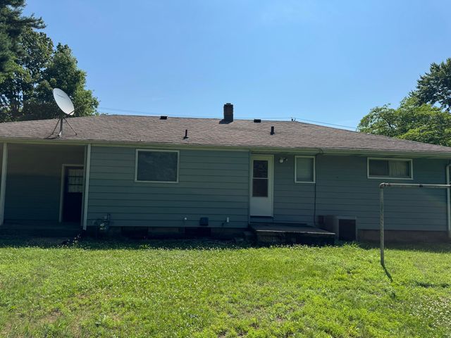 55105 Country Club Road, South Bend, IN 46628