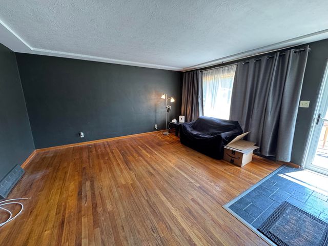 55105 Country Club Road, South Bend, IN 46628
