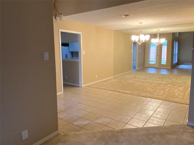 7922 N RIDGELINE, Austin, TX 78731