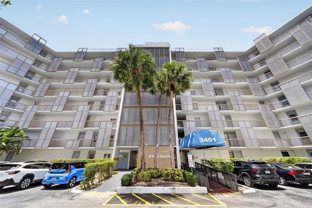 3401 N Country Club Dr 812, Aventura, FL 33180