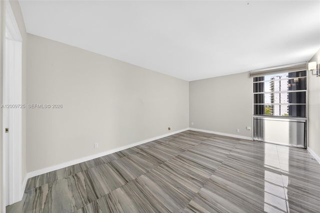 3401 N Country Club Dr 812, Aventura, FL 33180