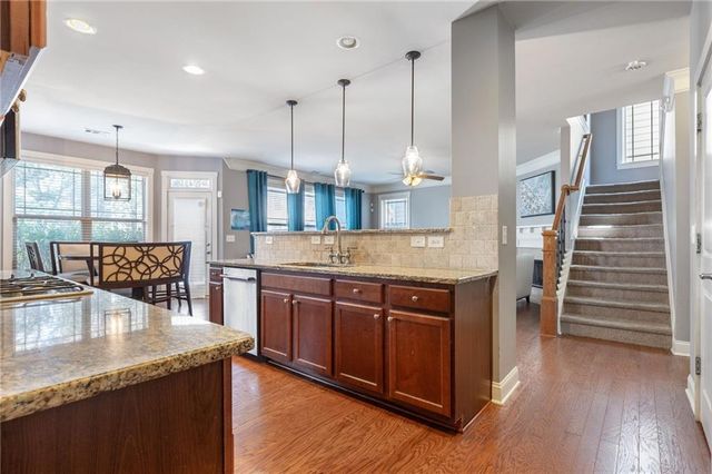 2101 Old Georgian NW Terrace, Atlanta, GA 30318