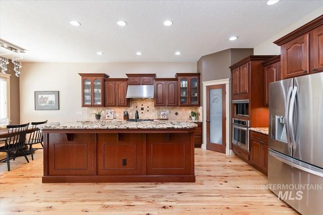 3889 S Lamone Way, Meridian, ID 83642