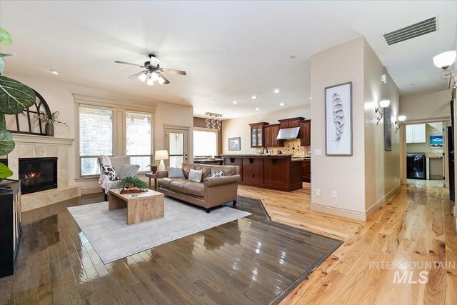 3889 S Lamone Way, Meridian, ID 83642