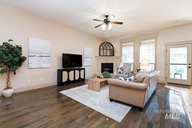 3889 S Lamone Way, Meridian, ID 83642