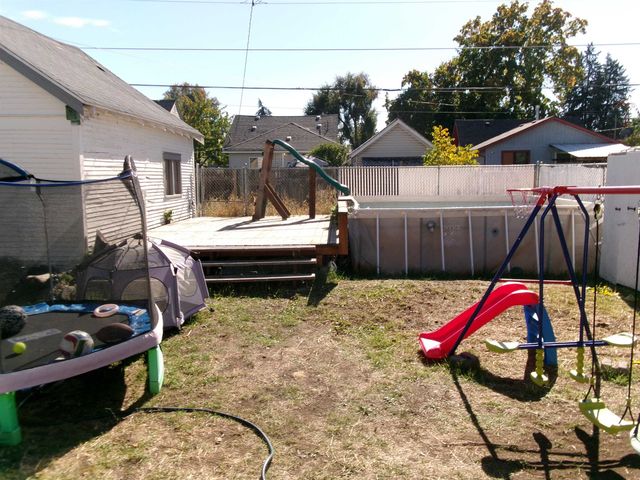 2520 E Sanson Ave, Spokane, WA 99217