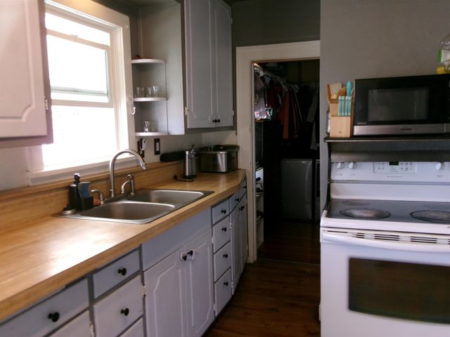 2520 E Sanson Ave, Spokane, WA 99217