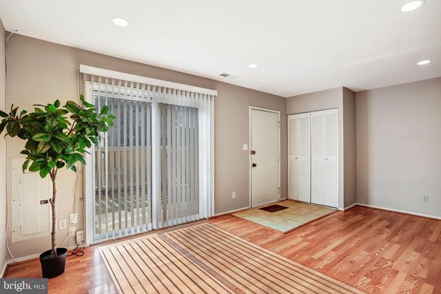 9930 BROOKRIDGE CT, Gaithersburg, MD 20886