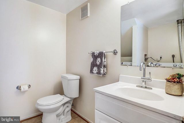 9930 BROOKRIDGE CT, Gaithersburg, MD 20886