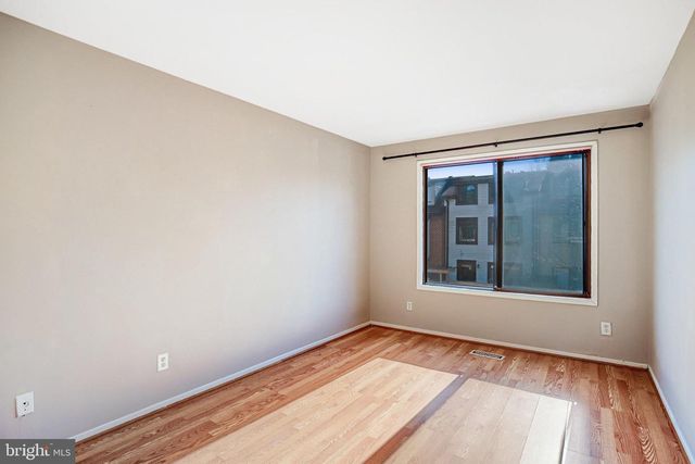 9930 BROOKRIDGE CT, Gaithersburg, MD 20886