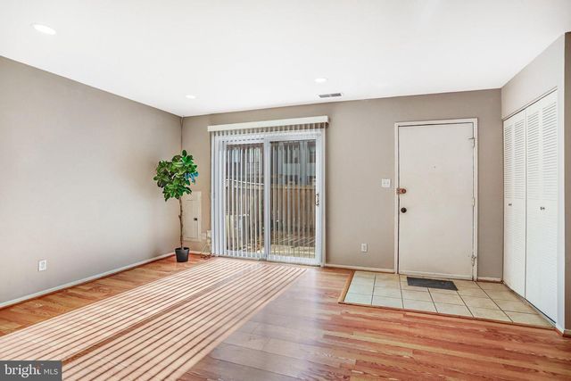 9930 BROOKRIDGE CT, Gaithersburg, MD 20886