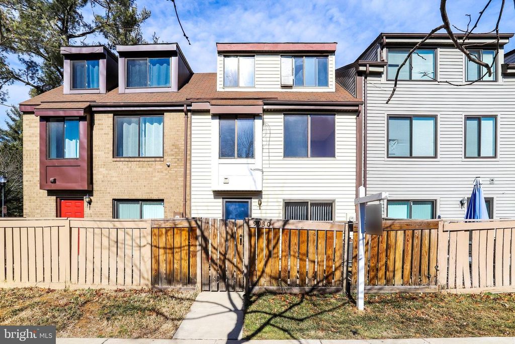 9930 BROOKRIDGE CT, Gaithersburg, MD 20886