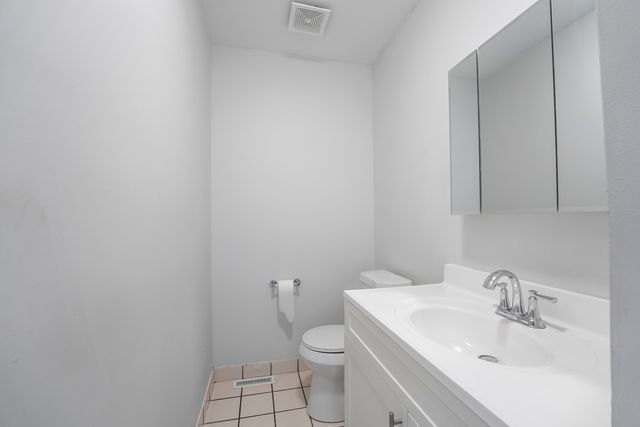 1166 W Cullerton Street, Chicago, IL 60608