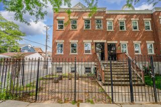 1166 W Cullerton Street, Chicago, IL 60608