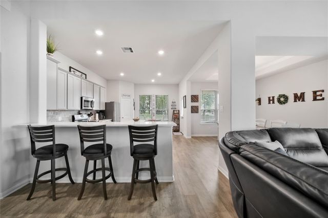 16102 Hidalgo Street, Conroe, TX 77303