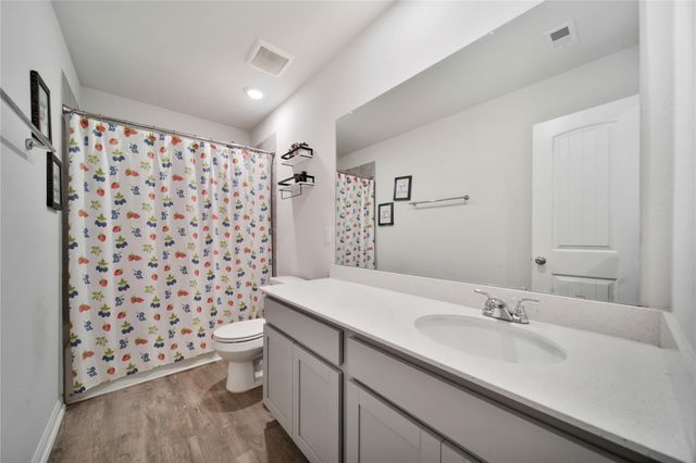 16102 Hidalgo Street, Conroe, TX 77303