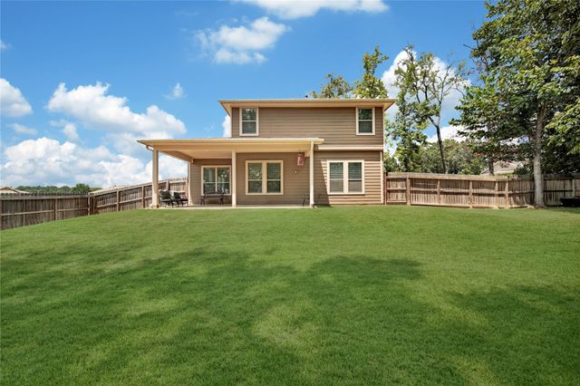16102 Hidalgo Street, Conroe, TX 77303