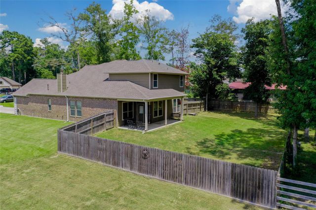 16102 Hidalgo Street, Conroe, TX 77303