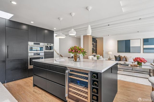 136 Los Palmos Drive, San Francisco, CA 94127