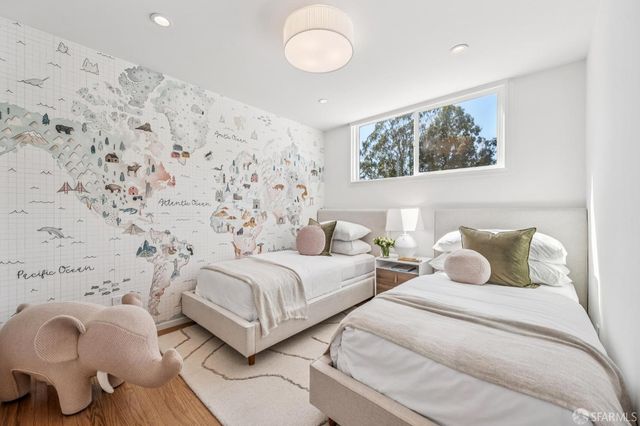 136 Los Palmos Drive, San Francisco, CA 94127