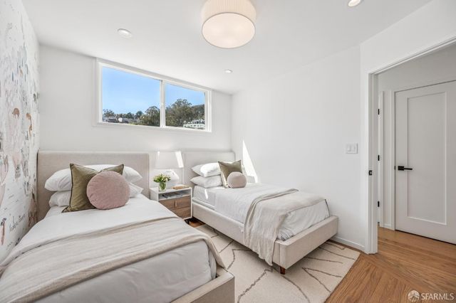 136 Los Palmos Drive, San Francisco, CA 94127