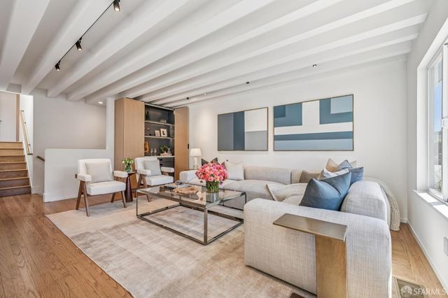 136 Los Palmos Drive, San Francisco, CA 94127