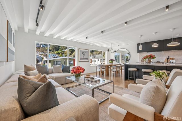 136 Los Palmos Drive, San Francisco, CA 94127
