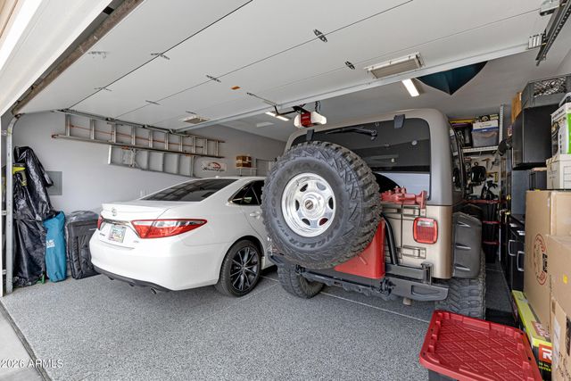 3301 S GOLDFIELD Road 6055, Apache Junction, AZ 85119