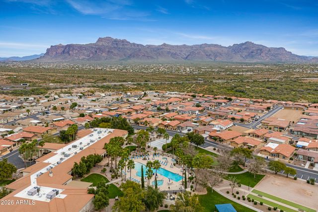 3301 S GOLDFIELD Road 6055, Apache Junction, AZ 85119