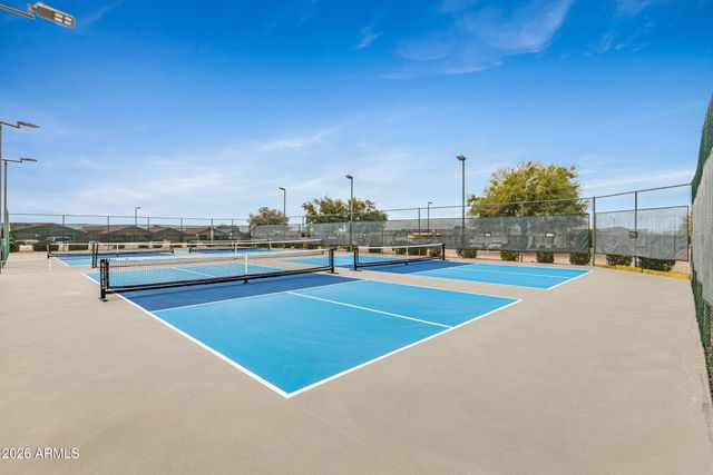 3301 S GOLDFIELD Road 6055, Apache Junction, AZ 85119