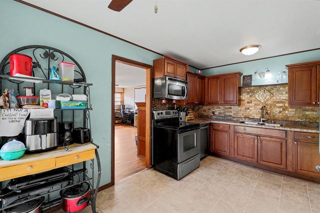 1302 W Casado St, Wichita, KS 67217