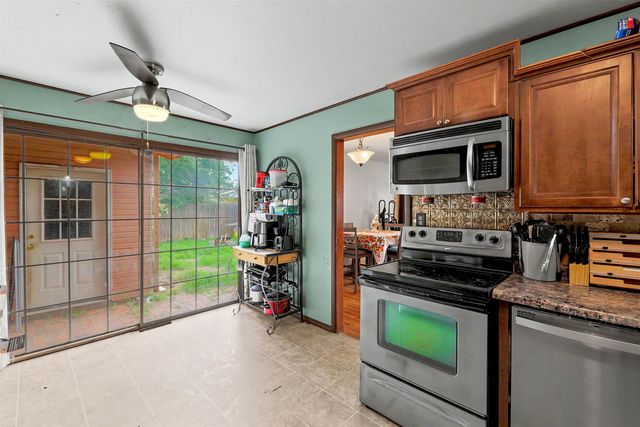 1302 W Casado St, Wichita, KS 67217