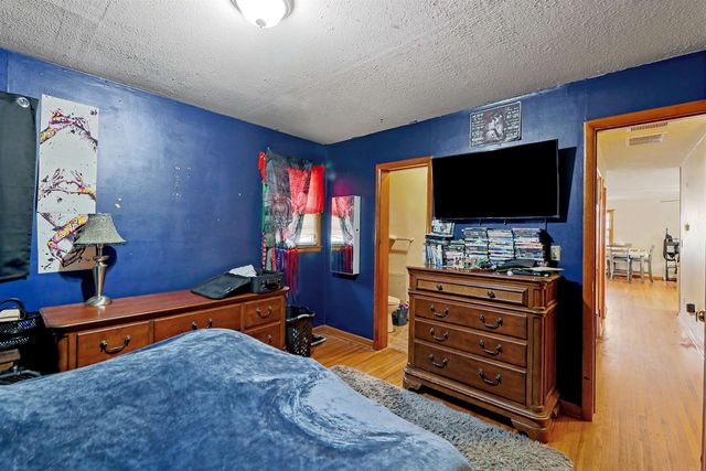 1302 W Casado St, Wichita, KS 67217
