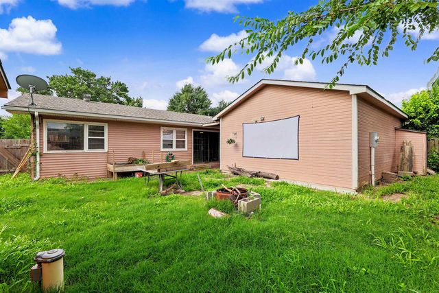 1302 W Casado St, Wichita, KS 67217