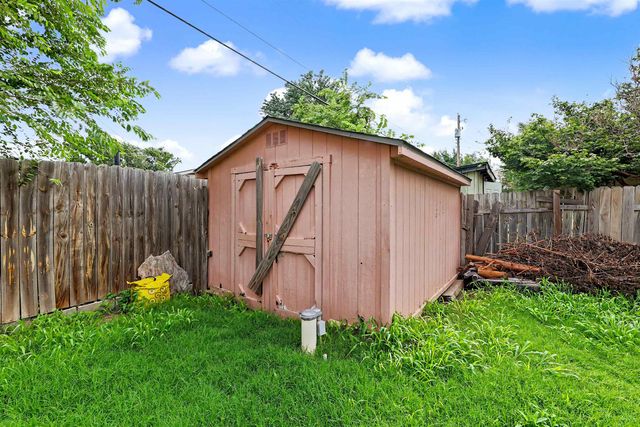 1302 W Casado St, Wichita, KS 67217