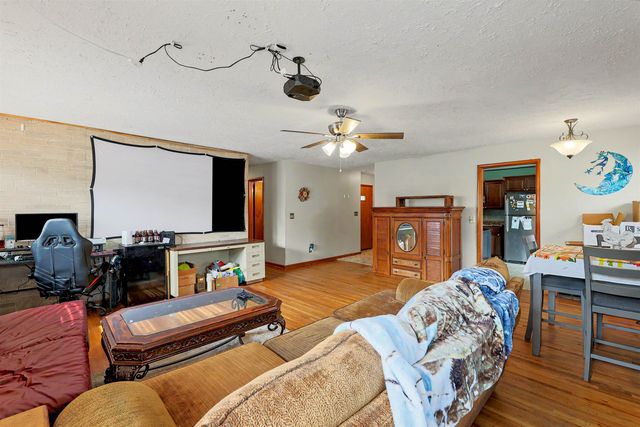 1302 W Casado St, Wichita, KS 67217