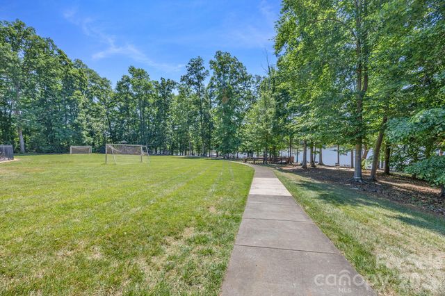 6407 Barcelona Way, Charlotte, NC 28214