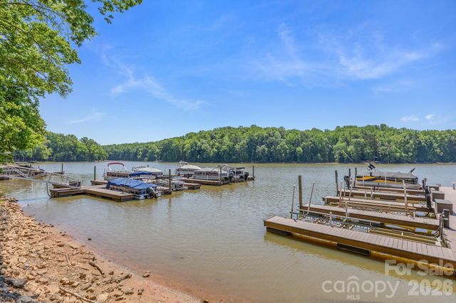 6407 Barcelona Way, Charlotte, NC 28214