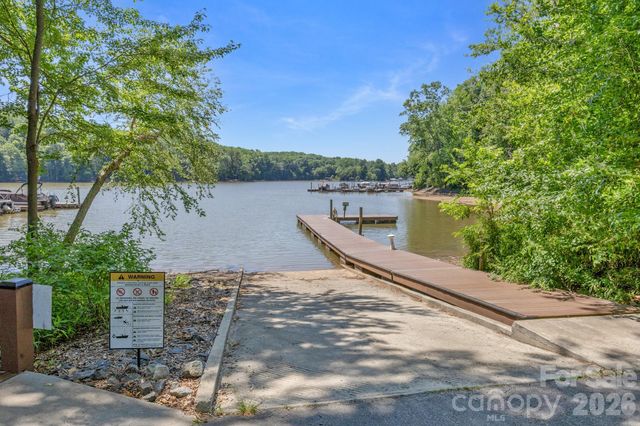 6407 Barcelona Way, Charlotte, NC 28214