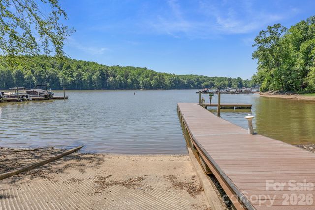 6407 Barcelona Way, Charlotte, NC 28214