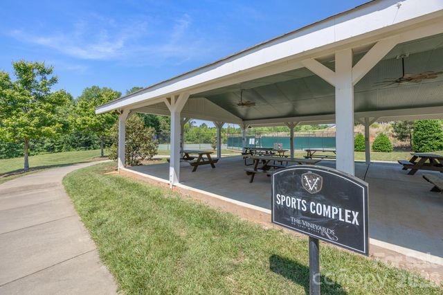 6407 Barcelona Way, Charlotte, NC 28214