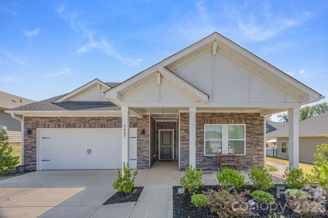 6407 Barcelona Way, Charlotte, NC 28214