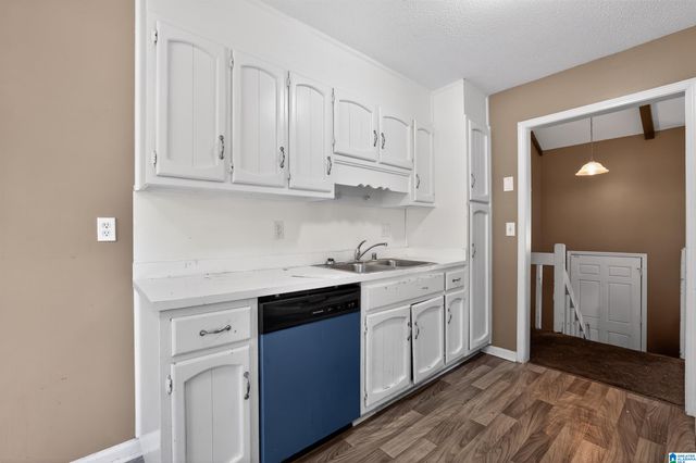 921 THOMAS DRIVE, Birmingham, AL 35215
