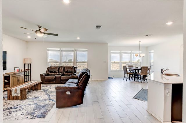3712 Forino DR, Round Rock, TX 78665