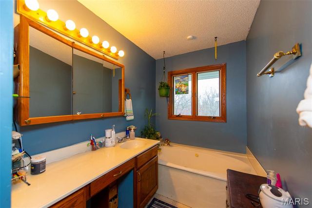 2160 State Highway 50, Union, MO 63084