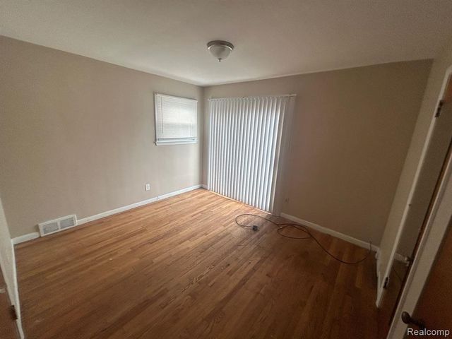 16601 Wormer Street, Detroit, MI 48219